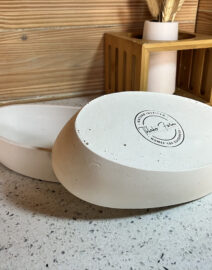 small-oval-bowl-fine-cast